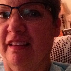 Meet your Posher, Joy